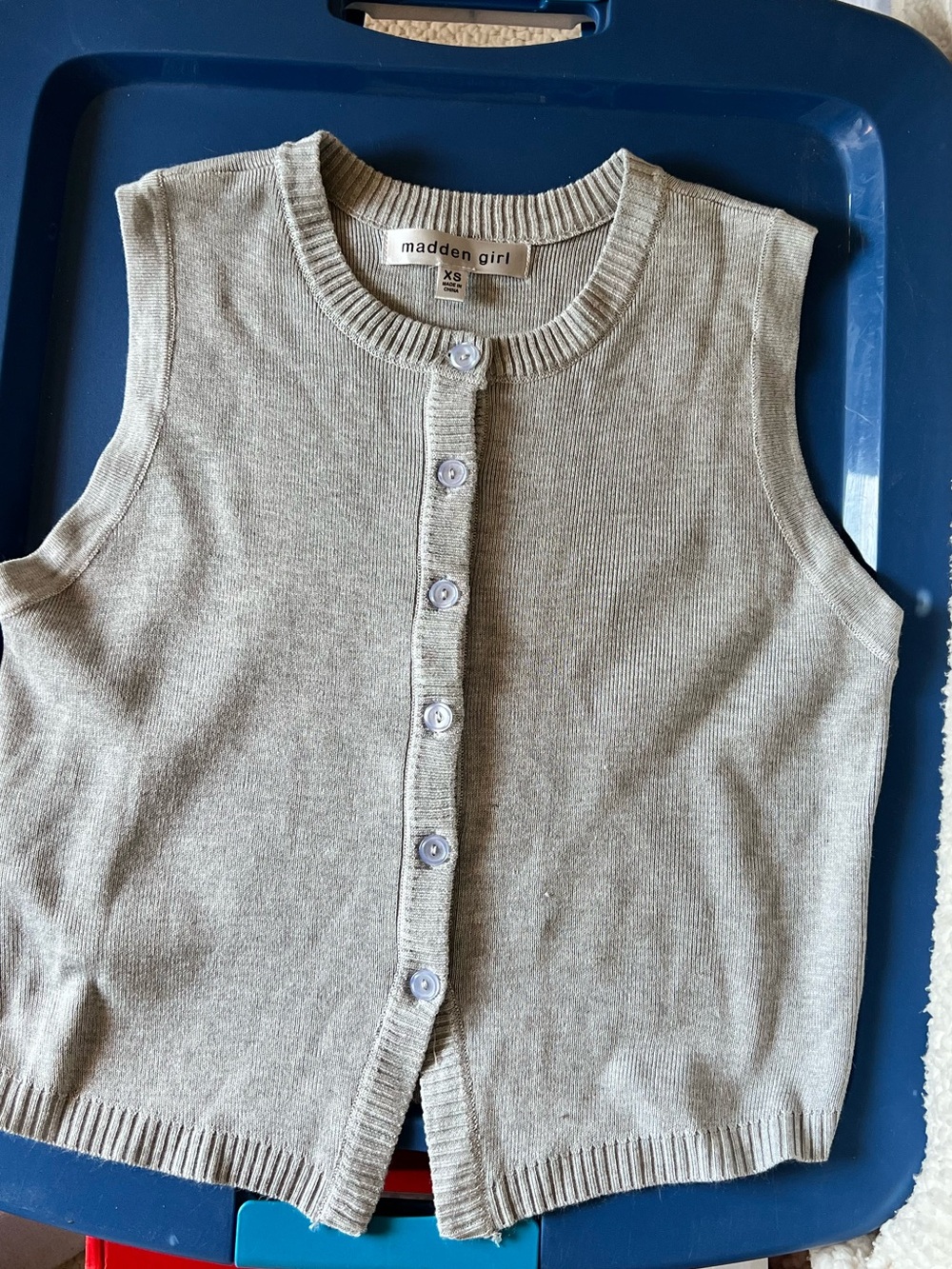 Madden Girl Light Gray Sleeveless Button-Front Knit Vest